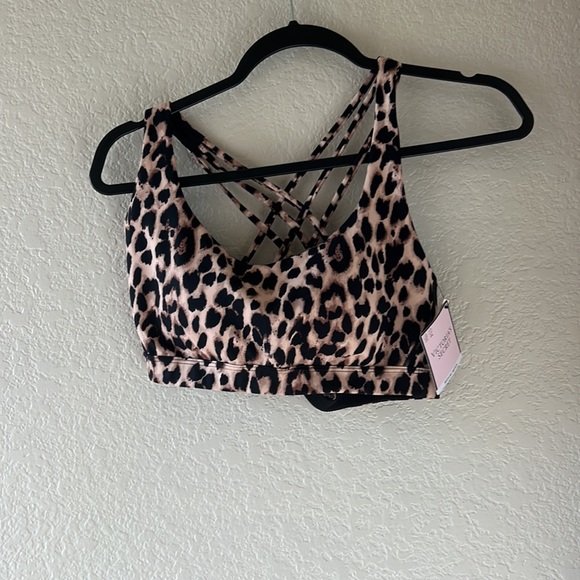 New with tags 3 piece Victorias Secret work out set stretch - Picture 4 of 9